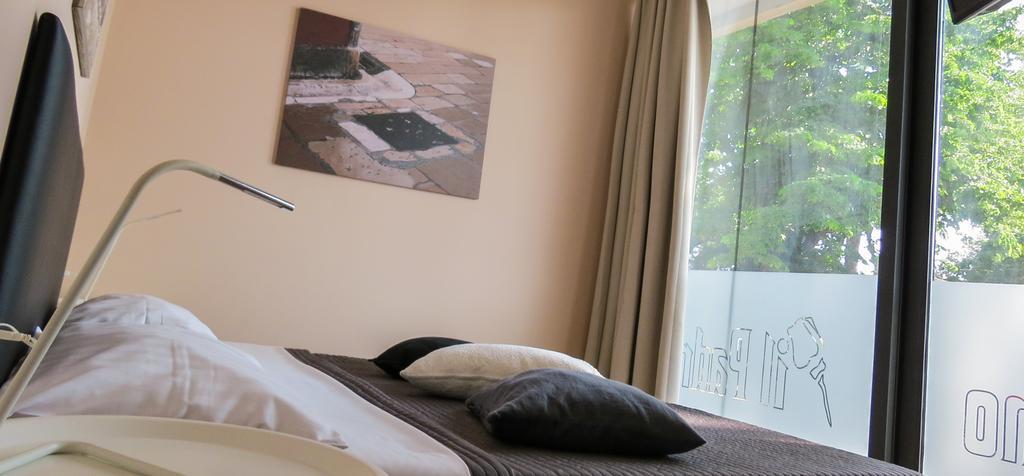 זאדאר Bed And Breakfast Four Rooms מראה חיצוני תמונה